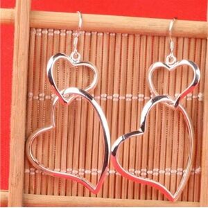 Earrings Elegant Silver Plated Heart Dangle Pierced
